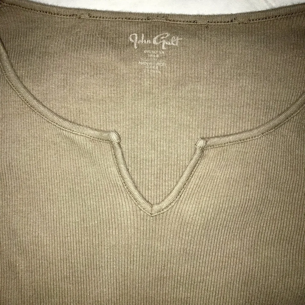 Brandy Melville Notch Neck Long Sleeve Top - Picture 2 of 4